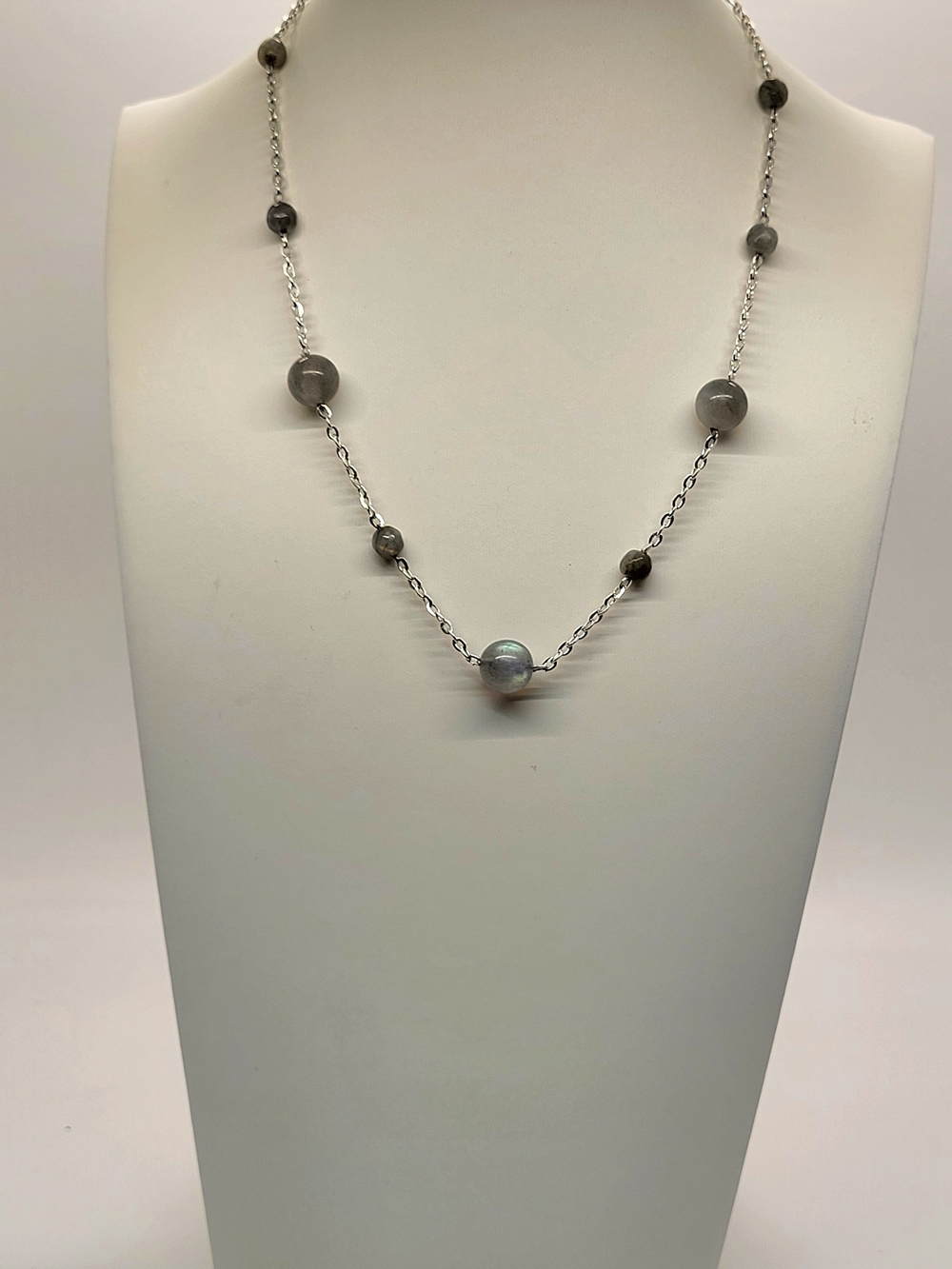 Silver Plated Labradorite Bead Station Necklace - Gray